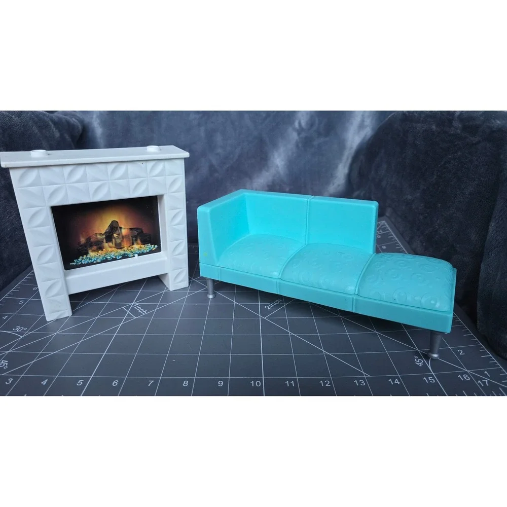 Barbie Dollhouse Furniture Set Teal Chaise Lounge Sofa and White Fireplace